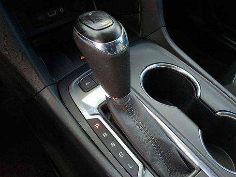 Used 2020 Chevrolet Equinox Premier image 14