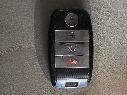 Used 2018 Kia Sportage EX FWD image 32