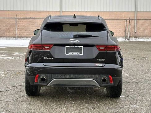 Used 2020 Jaguar E-PACE SE image 4