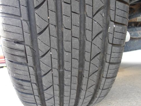 Used 2017 Ford Escape SE AWD/4WD image 8