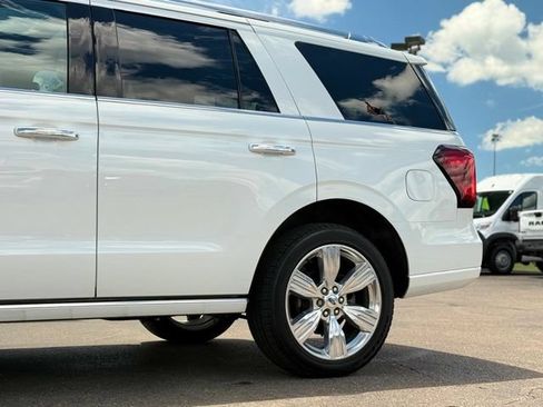 Used 2023 Ford Expedition Platinum AWD/4WD image 50