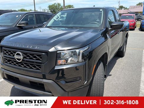 Used 2022 Nissan Frontier S w/ Technology Package AWD/4WD image 1