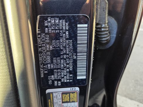 Used 2024 Kia Sorento EX AWD/4WD image 23