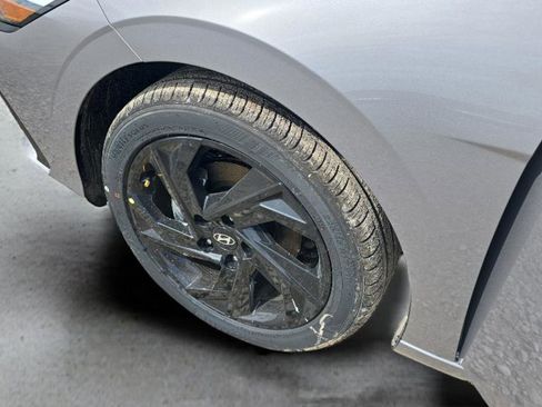 New 2026 Hyundai Elantra Sport FWD image 10