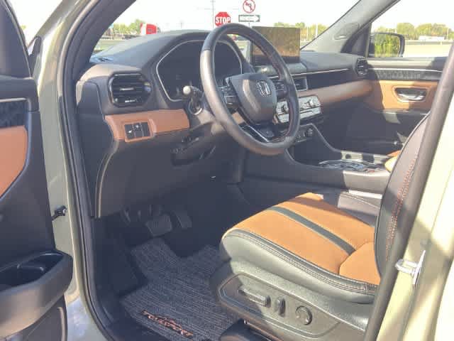Used 2026 Honda Passport TrailSport Elite image 3