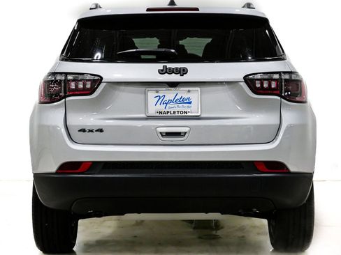 New 2026 Jeep Compass Latitude image 7