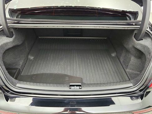 Used 2024 Volvo S60 B5 Plus w/ Climate Package FWD image 21