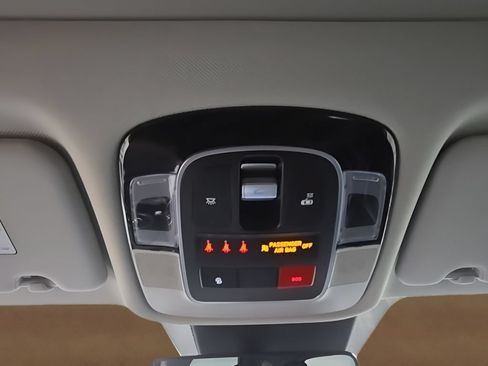 Certified 2024 Hyundai Tucson Limited AWD/4WD image 38