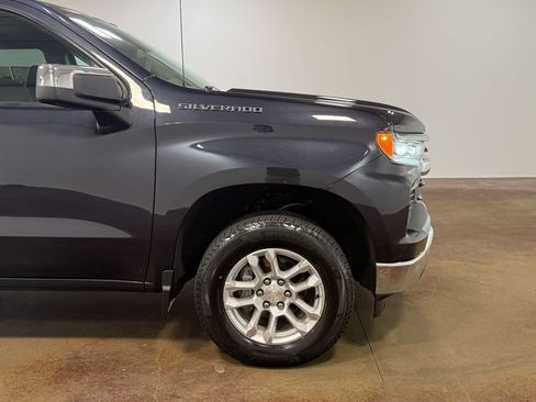 Used 2022 Chevrolet Silverado 1500 LT image 34