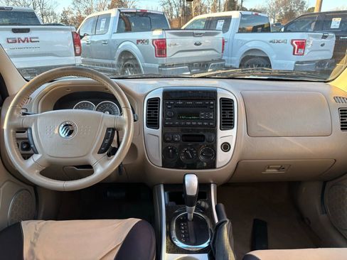 Used 2007 Mercury Mariner Luxury image 20