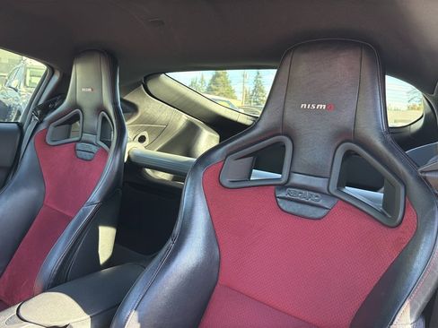 Used 2016 Nissan 370Z NISMO RWD image 45