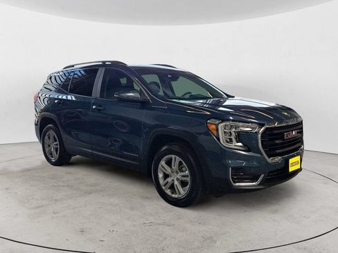 Certified 2024 GMC Terrain SLE w/ Driver Convenience Package AWD/4WD image 5