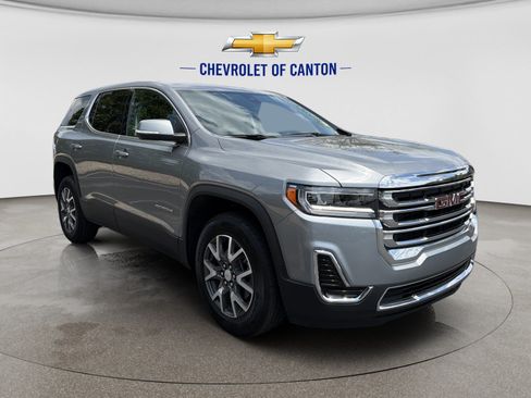 Used 2023 GMC Acadia SLE AWD/4WD image 3