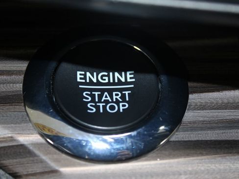 Used 2023 Ford Explorer Limited image 44