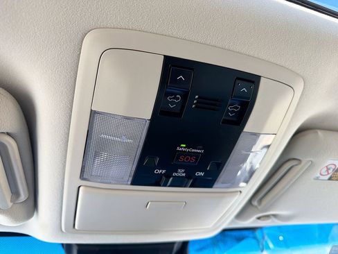 Used 2021 Lexus GX 460 Premium image 17