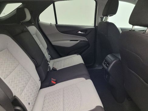 Used 2022 Chevrolet Equinox LT image 19