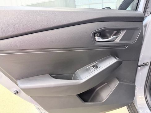 Used 2025 Honda Accord Sport image 17