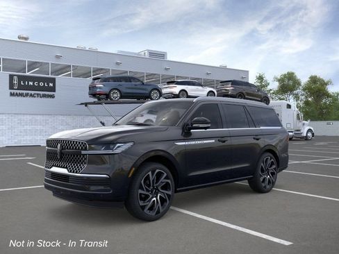 New 2026 Lincoln Navigator Reserve AWD/4WD image 1