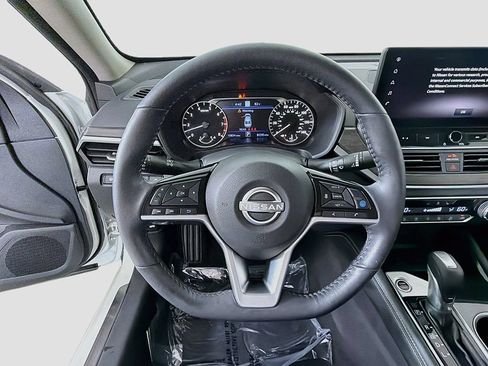 Used 2023 Nissan Altima 2.5 SL AWD/4WD image 34