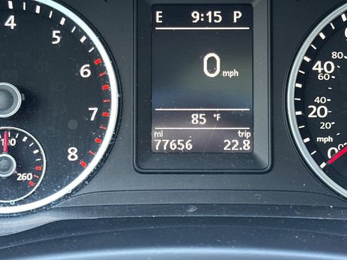 Used 2017 Volkswagen Tiguan Wolfsburg Edition FWD image 25