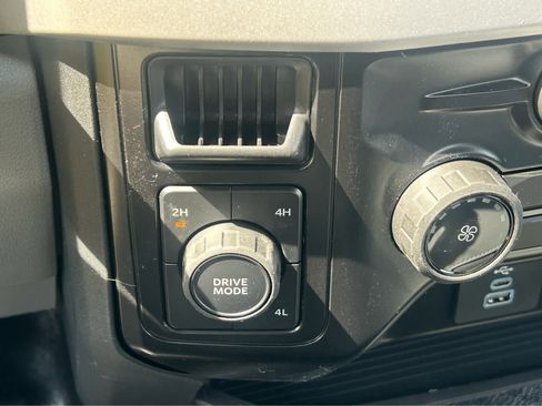 New 2026 Ford F250 XL image 38