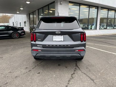 Used 2021 Kia Sorento LX AWD/4WD image 7