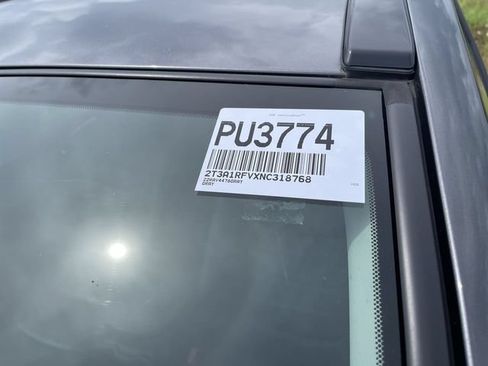 Certified 2022 Toyota RAV4 XLE Premium AWD/4WD image 8