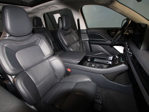 New 2026 Lincoln Aviator Reserve AWD/4WD image 20