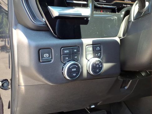 Certified 2025 GMC Sierra 1500 Elevation w/ Elevation Premium Package AWD/4WD image 19