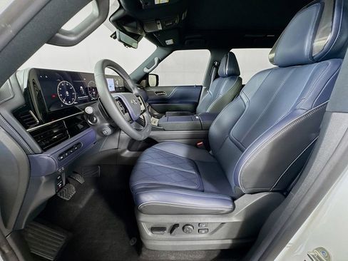 New 2026 INFINITI QX80 4WD image 26