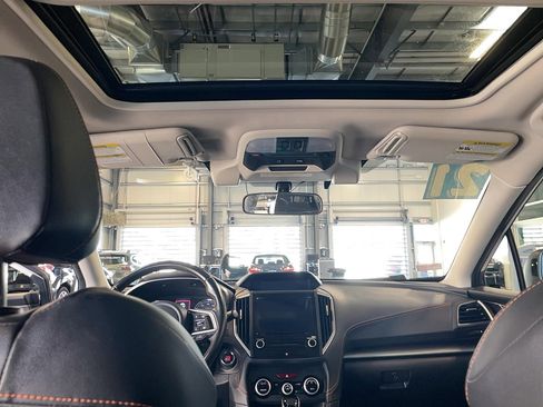 Used 2021 Subaru Crosstrek 2.5i Limited w/ Moonroof Package 1 image 6