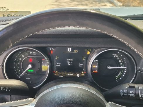 Used 2023 Jeep Wrangler Unlimited Sahara w/ Cold Weather Group AWD/4WD image 22