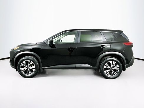 Used 2023 Nissan Rogue SV image 4