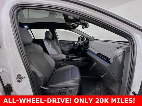 Used 2023 Volkswagen ID.4 Pro S image 26