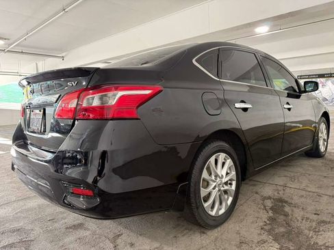 Used 2018 Nissan Sentra S w/ Appearance Package image 6