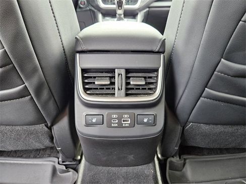 Used 2023 Subaru Outback Limited image 10