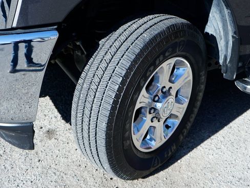 Used 2023 RAM 2500 Big Horn w/ Level 1 Equipment Group image 40