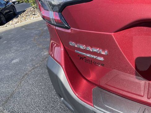 Certified 2025 Subaru Outback Premium AWD/4WD image 7