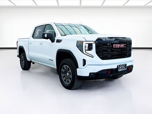 Used 2025 GMC Sierra 1500 AT4 AWD/4WD image 3