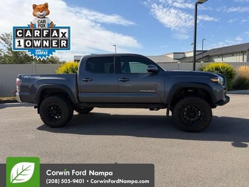 Used 2023 Toyota Tacoma TRD Off-Road AWD/4WD image 4