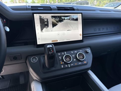 Certified 2025 Land Rover Defender 110 S image 25