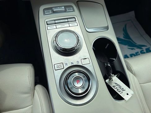 Used 2023 Genesis Electrified GV70 AWD/4WD image 11
