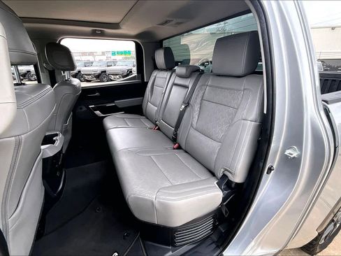 Used 2022 Toyota Tundra Limited AWD/4WD image 21