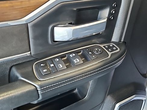 Used 2024 RAM 2500 Laramie image 27