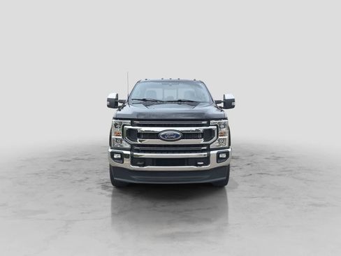 Used 2022 Ford F250 XLT w/ XLT Premium Package AWD/4WD image 3