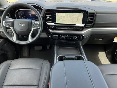 Used 2026 Chevrolet Silverado 2500 LTZ w/ Trail Boss Package AWD/4WD image 3