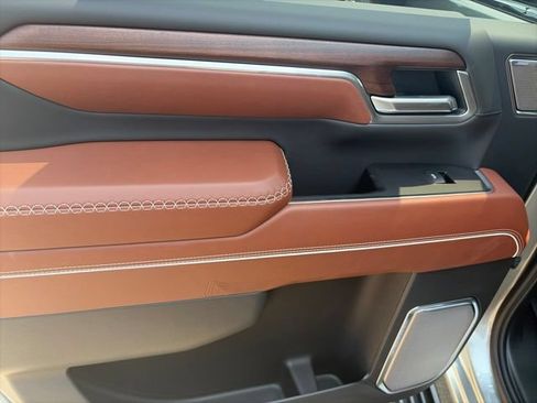 New 2026 GMC Sierra 2500 Denali Ultimate AWD/4WD image 12