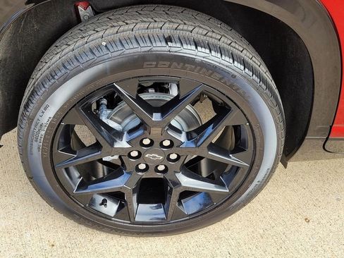 New 2026 Chevrolet Traverse RS image 5