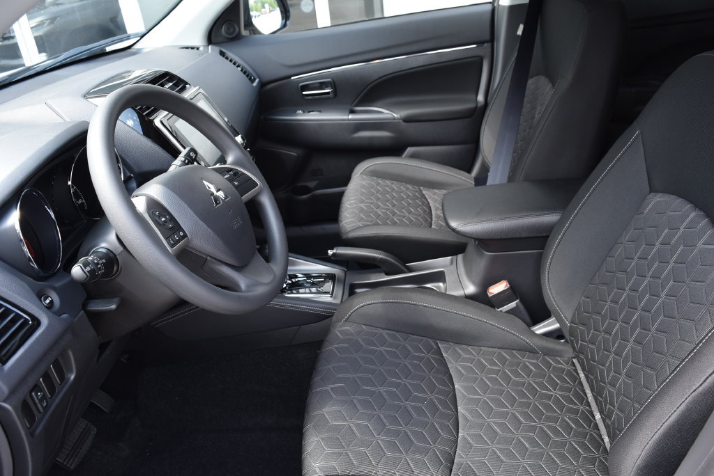 New 2027 Mitsubishi Outlander Sport ES AWD/4WD image 7
