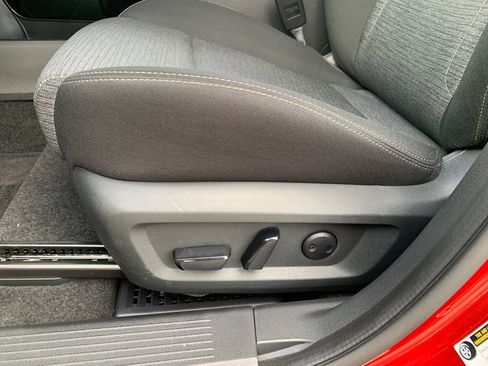 Used 2023 Nissan Rogue SV FWD image 21